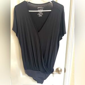 Women’s Grace & Lace Short Sleeve Black Bodysuit size Small